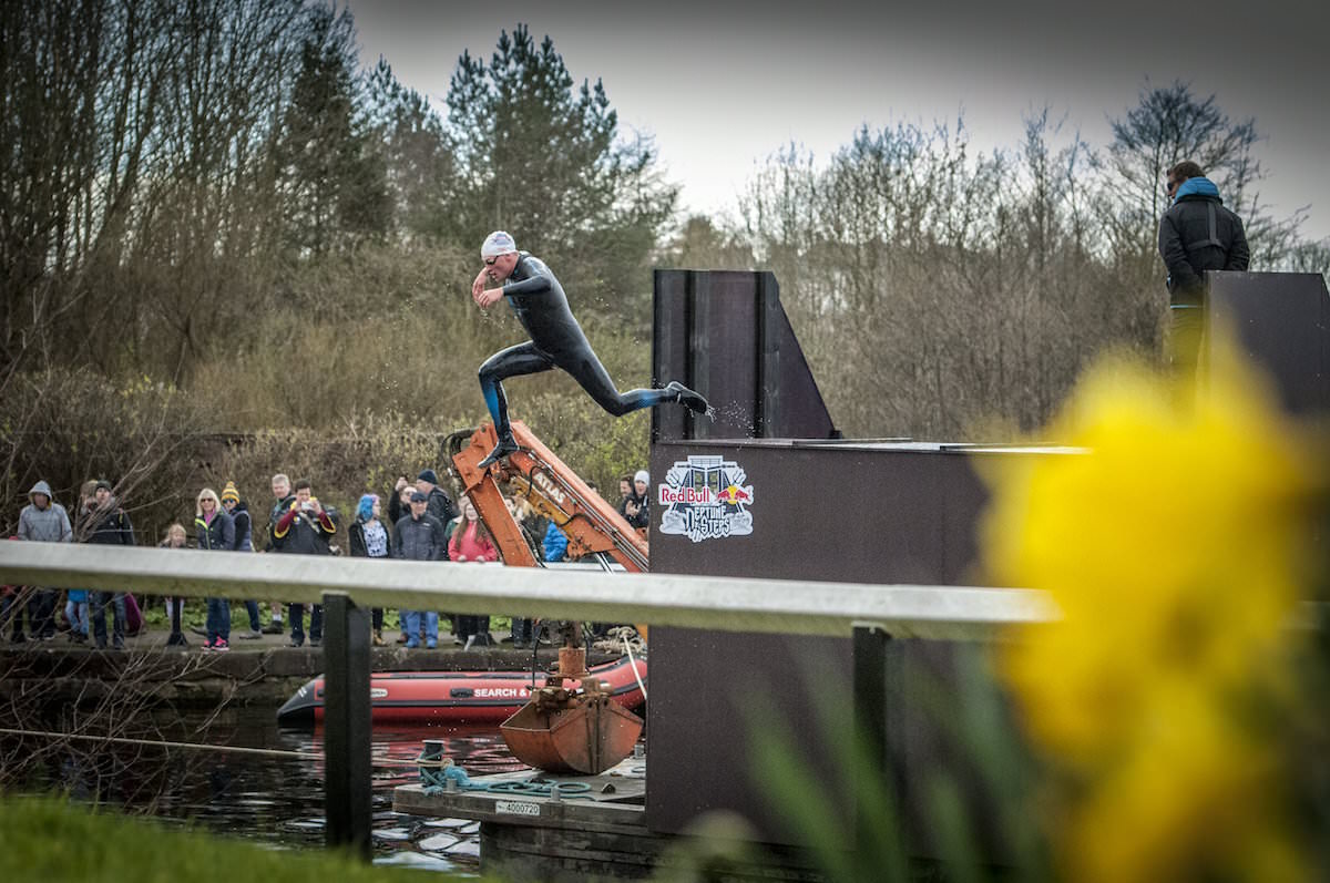 Red Bull Neptune Steps in Glasgow, UK, on April 9, 2016 // Leo Francis/Red Bull Content Pool // P-20160409-00429 // Usage for editorial use only // Please go to www.redbullcontentpool.com for further information. //